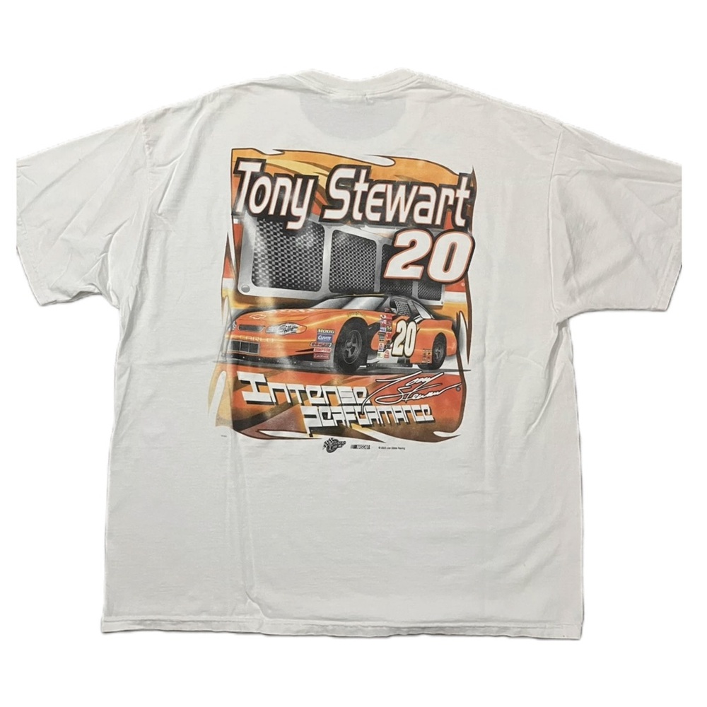 white vintage Tony Stewart Nascar 2003 | graphic tee